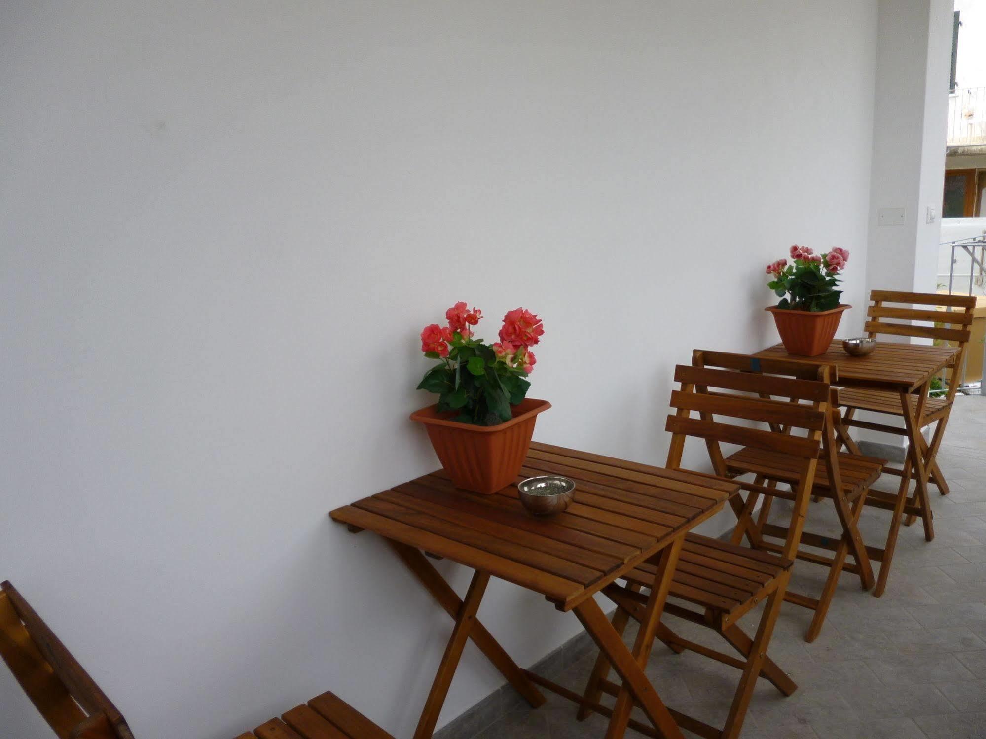 Elicrim Hotel Santo Stefano di Magra Luaran gambar